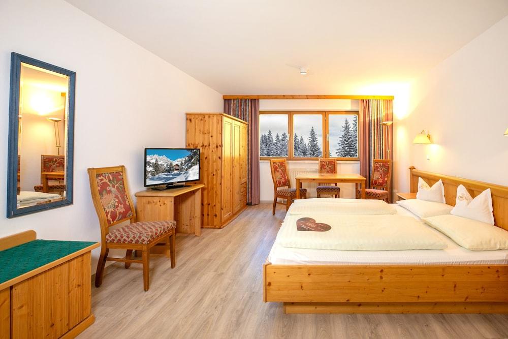 Schuetz Hotel Obertauern Ngoại thất bức ảnh