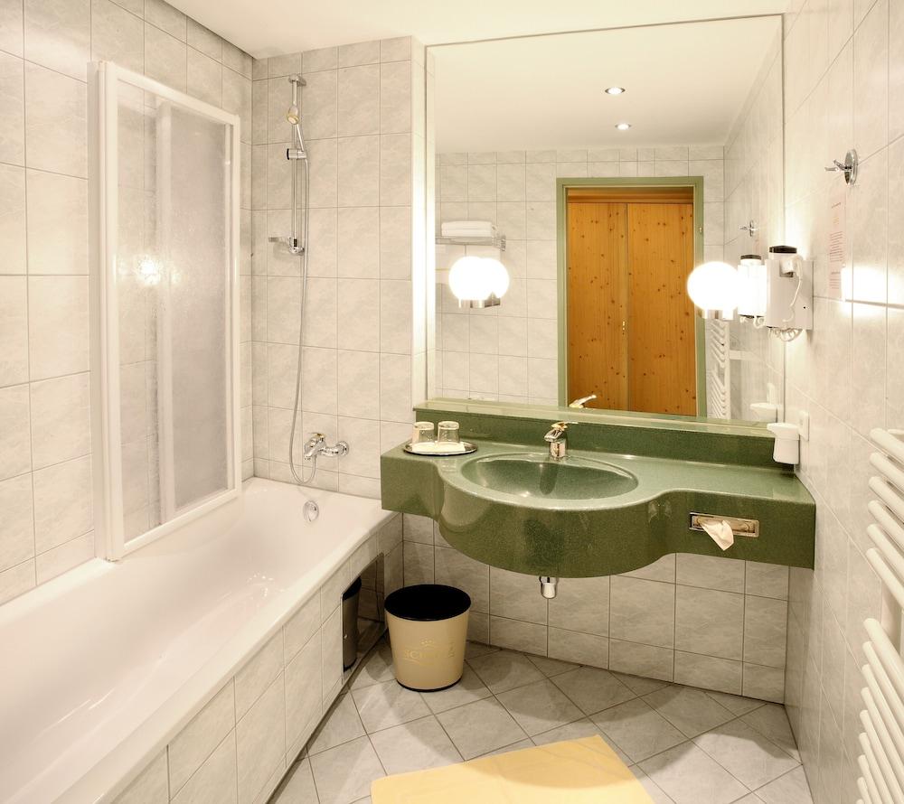 Schuetz Hotel Obertauern Ngoại thất bức ảnh